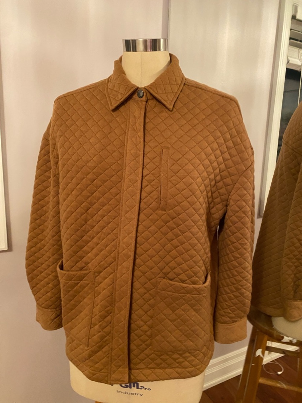 Badgley Mischka brown jack ladies size L